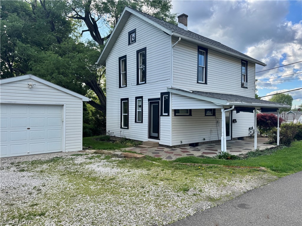 1409 Spring Street Coshocton OH 43812