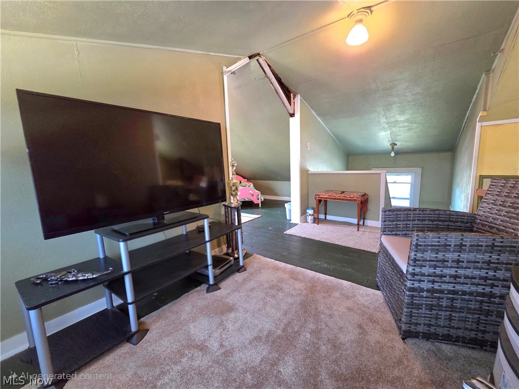 4414 Henritze Avenue Cleveland OH 44109