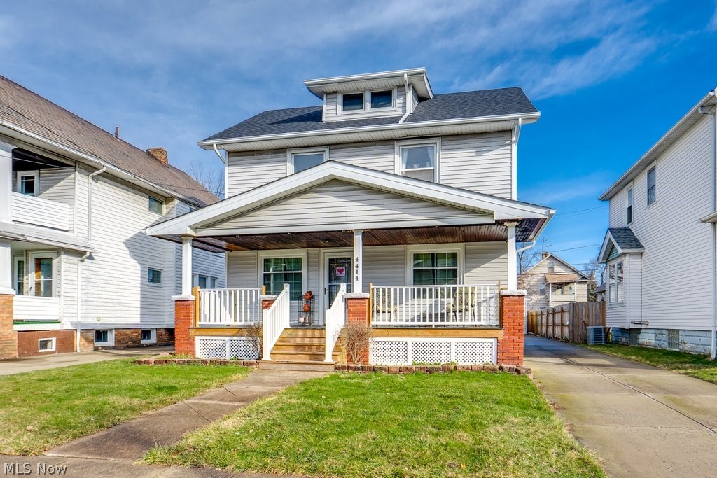 4414 Henritze Avenue Cleveland OH 44109