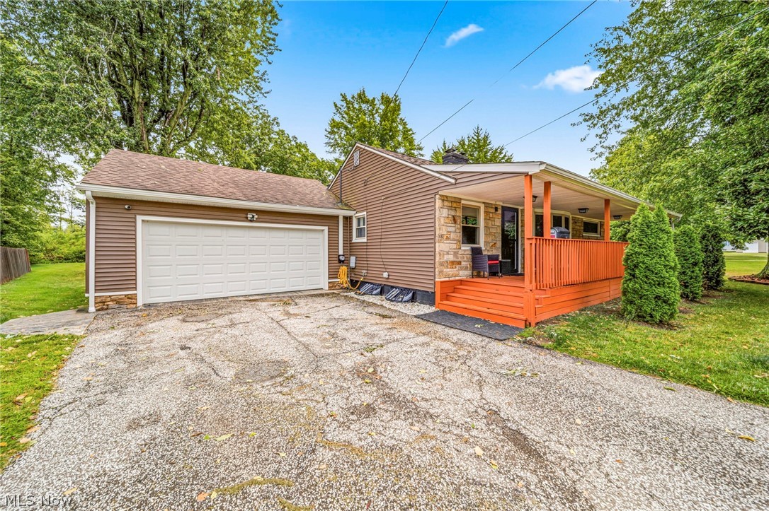 353 Ansel Road Geneva OH 44041