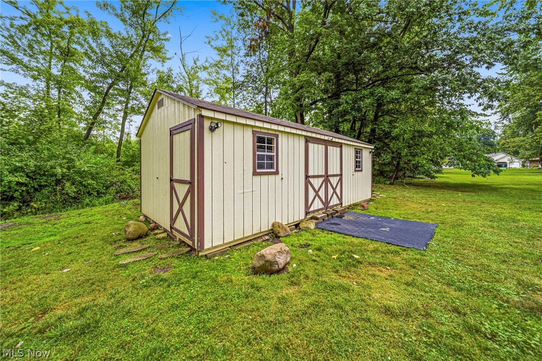 353 Ansel Road Geneva OH 44041