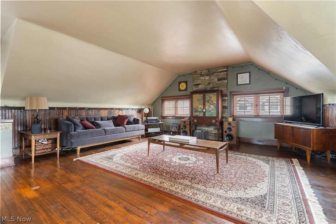 325 15th Street NW Canton OH 44703