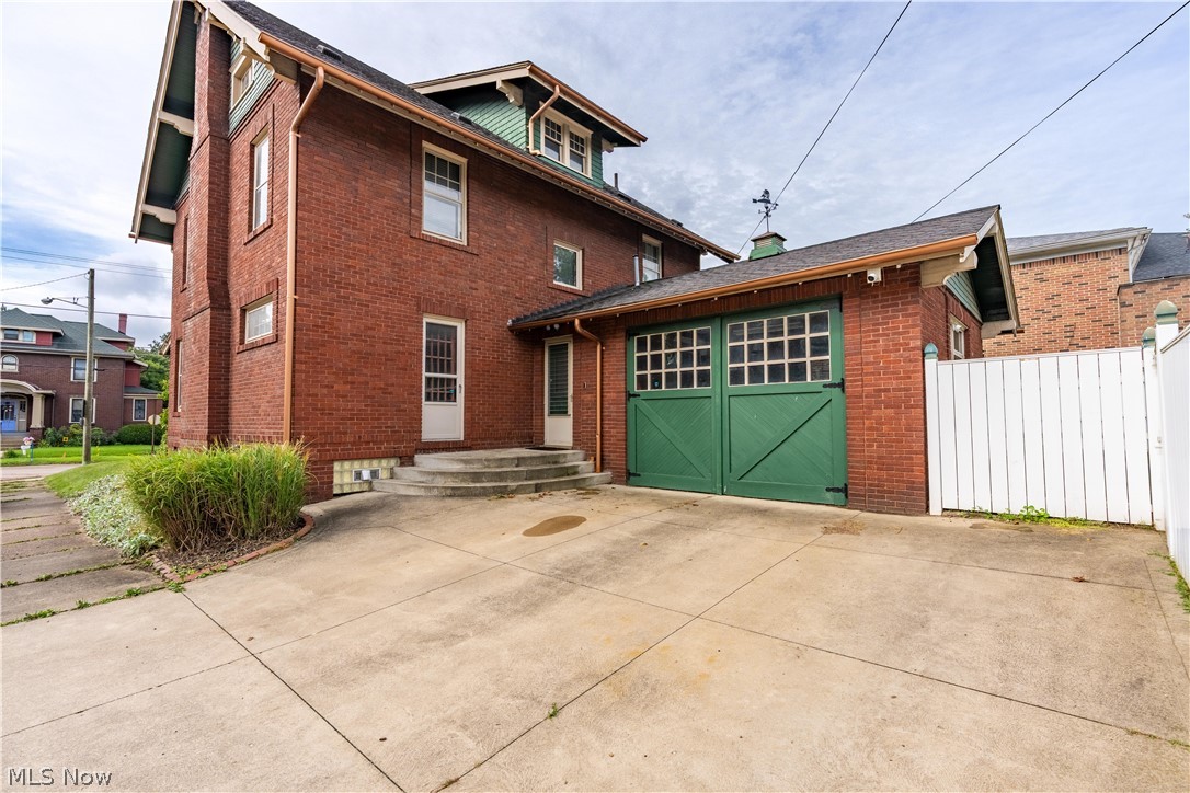 325 15th Street NW Canton OH 44703