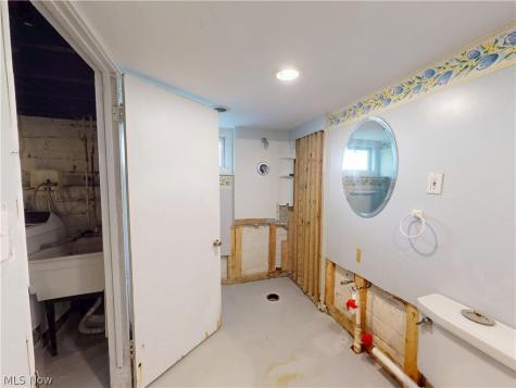 1560 Biltmore Road Lyndhurst OH 44124
