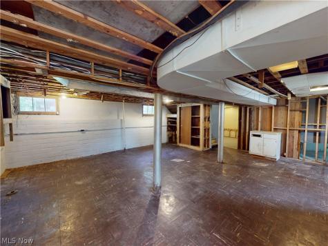 1560 Biltmore Road Lyndhurst OH 44124