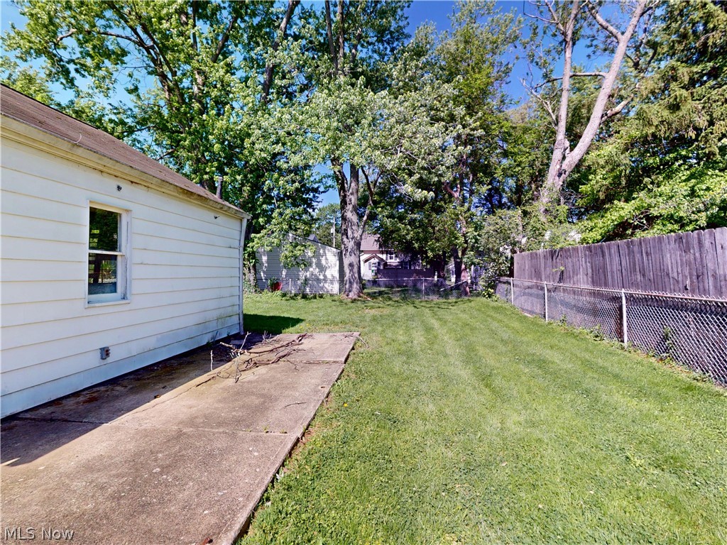 1560 Biltmore Road Lyndhurst OH 44124
