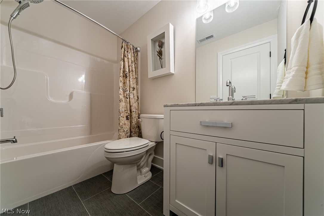 34345 Giovanni Avenue Willoughby Hills OH 44094