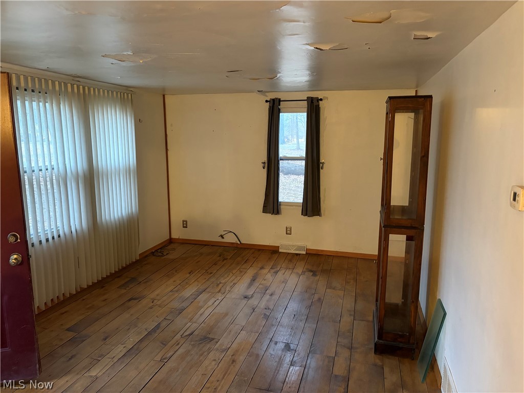 42082 Duquesne Street W Columbiana OH 44408