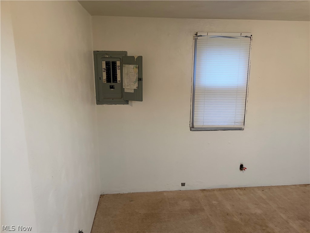 42082 Duquesne Street W Columbiana OH 44408