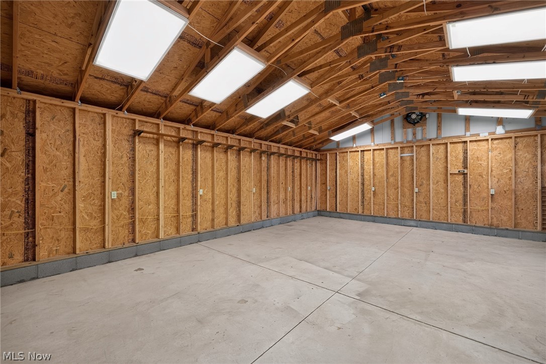 1807 Wicliff Avenue NE Massillon OH 44646