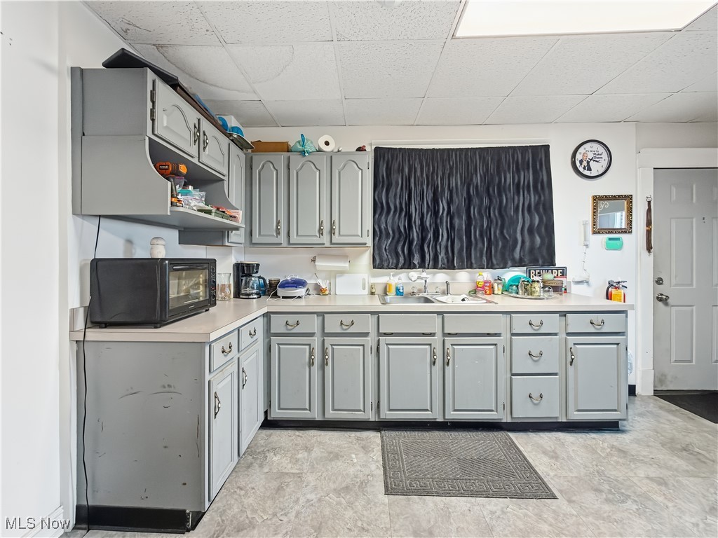 1214 E Market Street Warren OH 44483