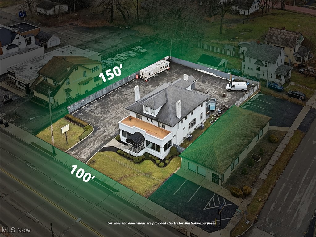1214 E Market Street Warren OH 44483