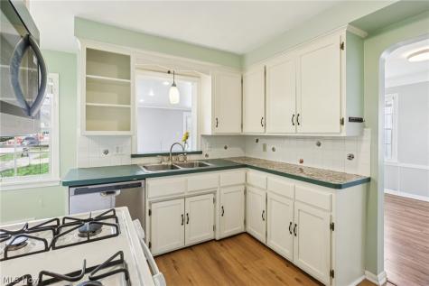3741 Northwood Road University Heights OH 44118