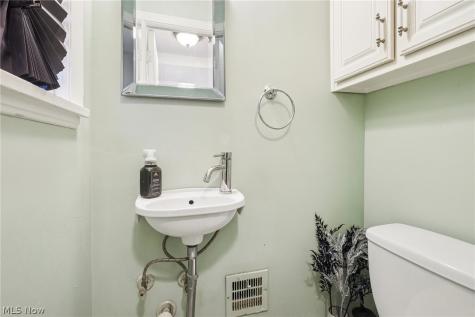 3741 Northwood Road University Heights OH 44118