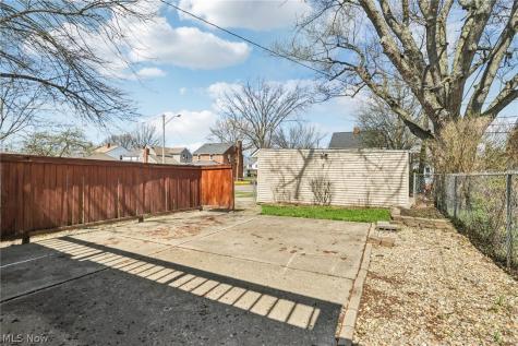 3741 Northwood Road University Heights OH 44118