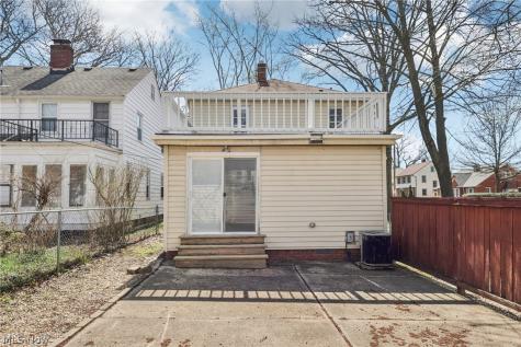 3741 Northwood Road University Heights OH 44118