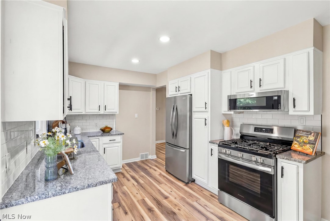 4443 Hilltop Drive New Franklin OH 44203
