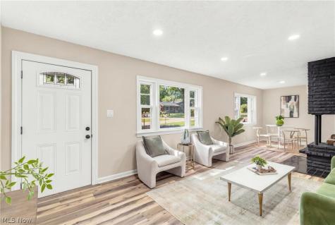 4443 Hilltop Drive New Franklin OH 44203