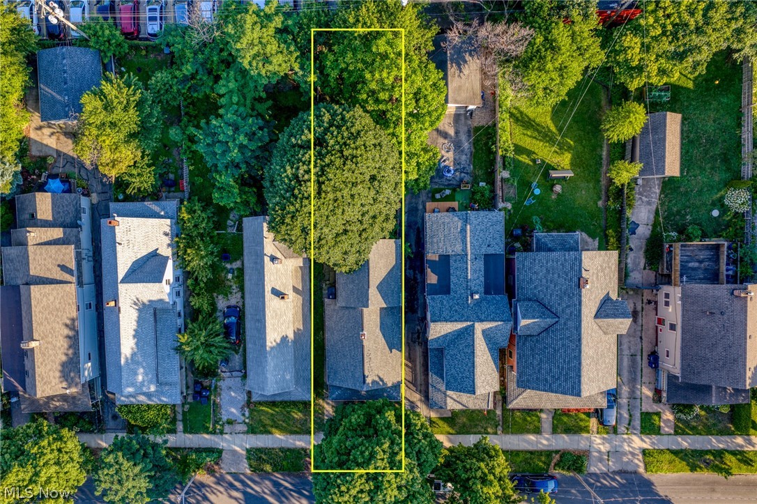 6103 W Clinton Avenue Cleveland OH 44102