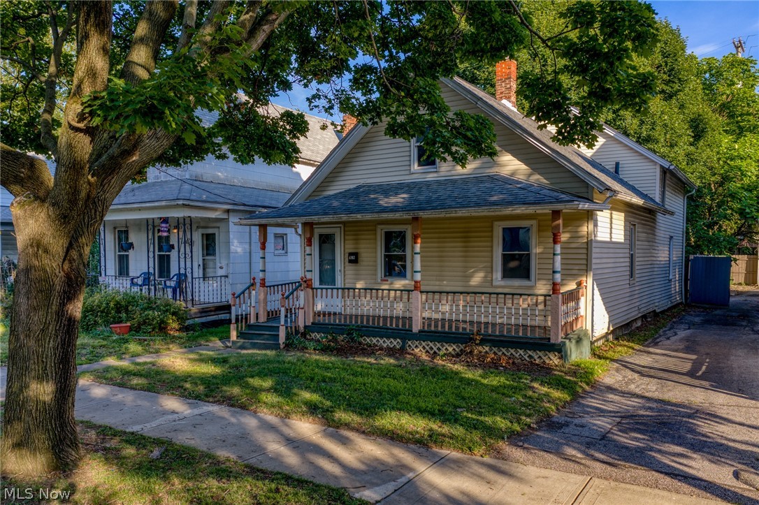 6103 W Clinton Avenue Cleveland OH 44102