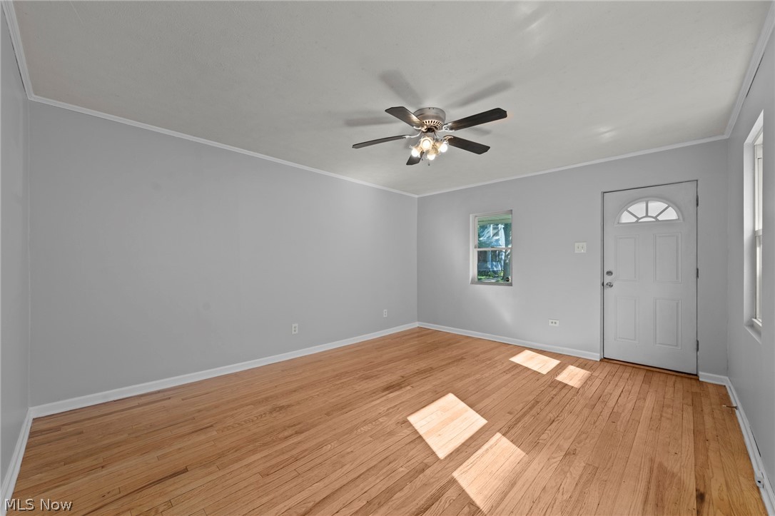 6103 W Clinton Avenue Cleveland OH 44102