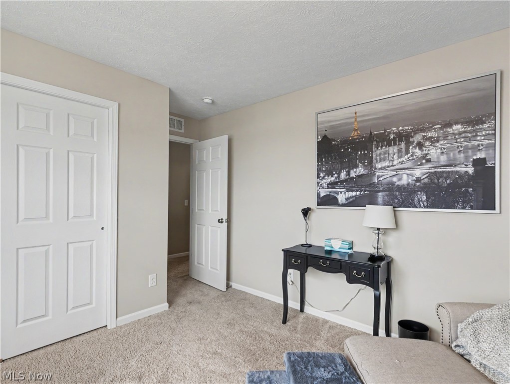 37379 Hunter Lake Drive North Ridgeville OH 44039