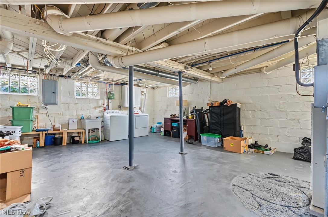 532 E Kline Street Girard OH 44420