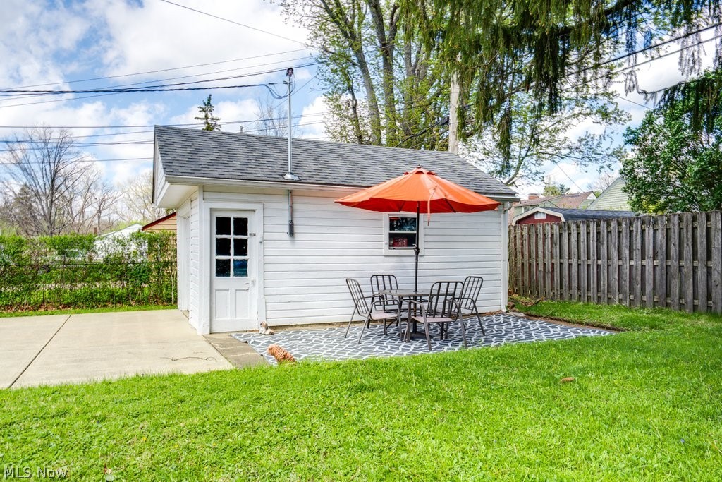16080 Glenridge Avenue Middleburg Heights OH 44130