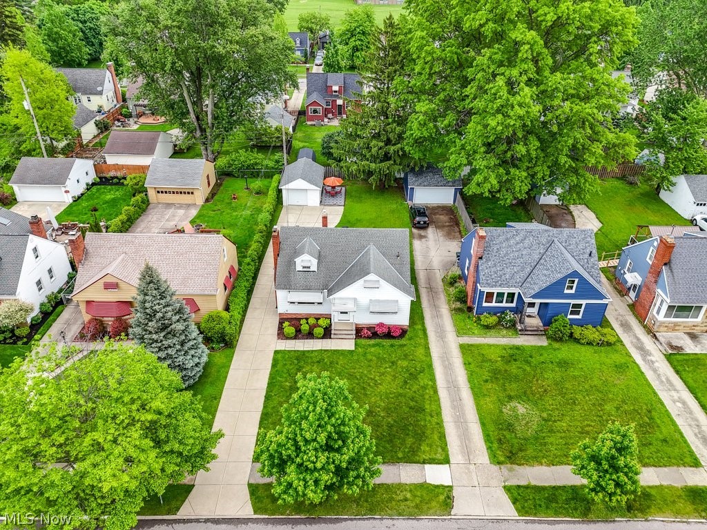 16080 Glenridge Avenue Middleburg Heights OH 44130