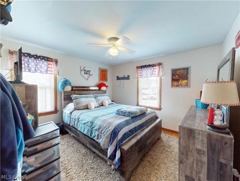 1521 27th Street NE Canton OH 44714