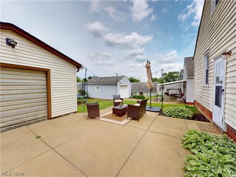 1521 27th Street NE Canton OH 44714