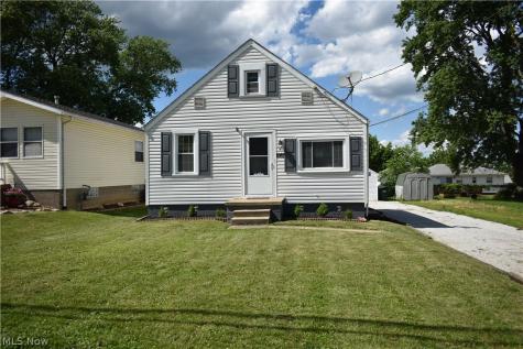 1085 Stratford Street Barberton OH 44203