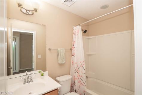 7185 Gauntlet Street SW Massillon OH 44646