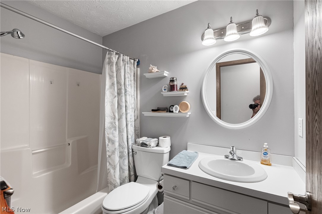 4164 Berkeley Drive Sheffield Village OH 44054