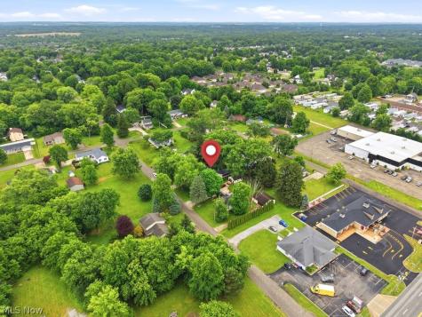 3166 Vermont Street NW North Canton OH 44720