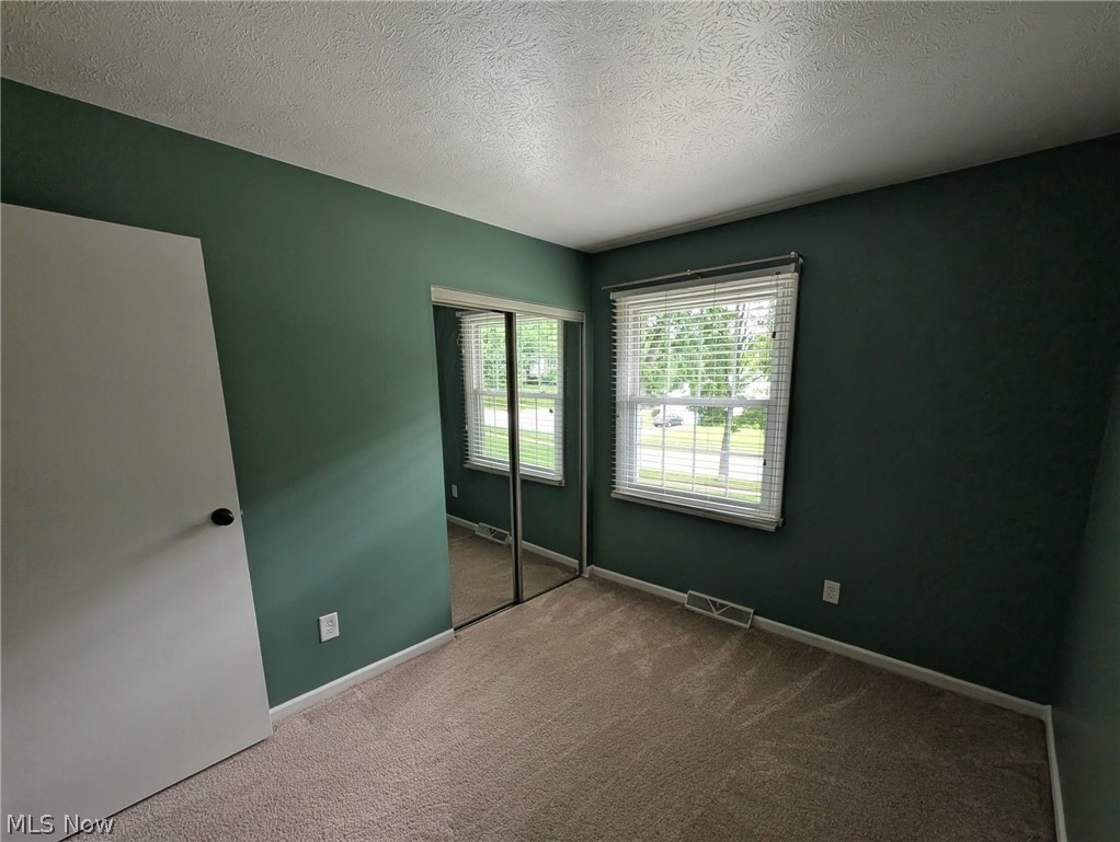 2904 Burr Oak Drive Akron OH 44333