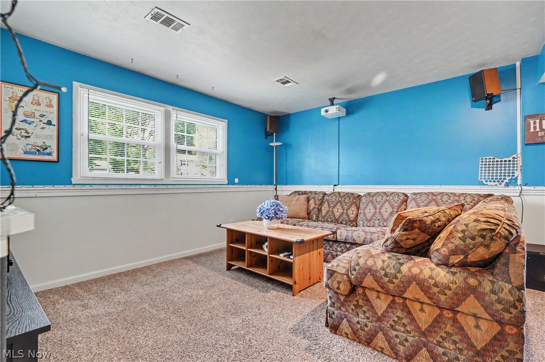 2904 Burr Oak Drive Akron OH 44333