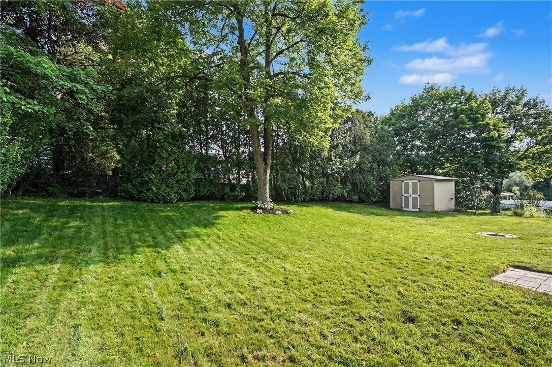 2904 Burr Oak Drive Akron OH 44333