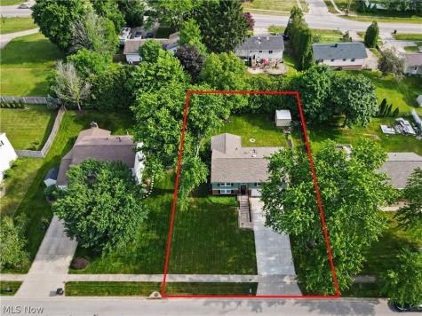 2904 Burr Oak Drive Akron OH 44333