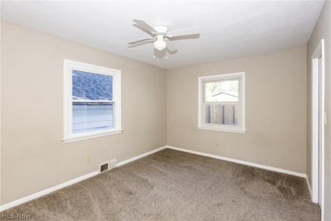 71 Sivon Drive Painesville OH 44077