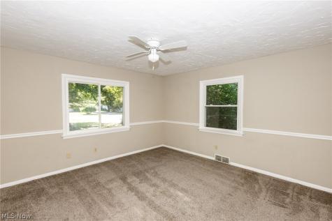 71 Sivon Drive Painesville OH 44077