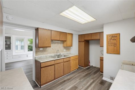 9507 Plymouth Avenue Garfield Heights OH 44125