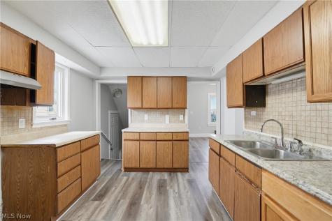 9507 Plymouth Avenue Garfield Heights OH 44125