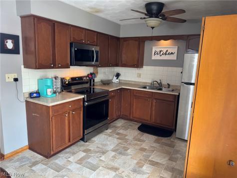 711 E Montgomery Street Marietta OH 45750
