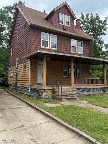 512 E 112th Street Cleveland OH 44108