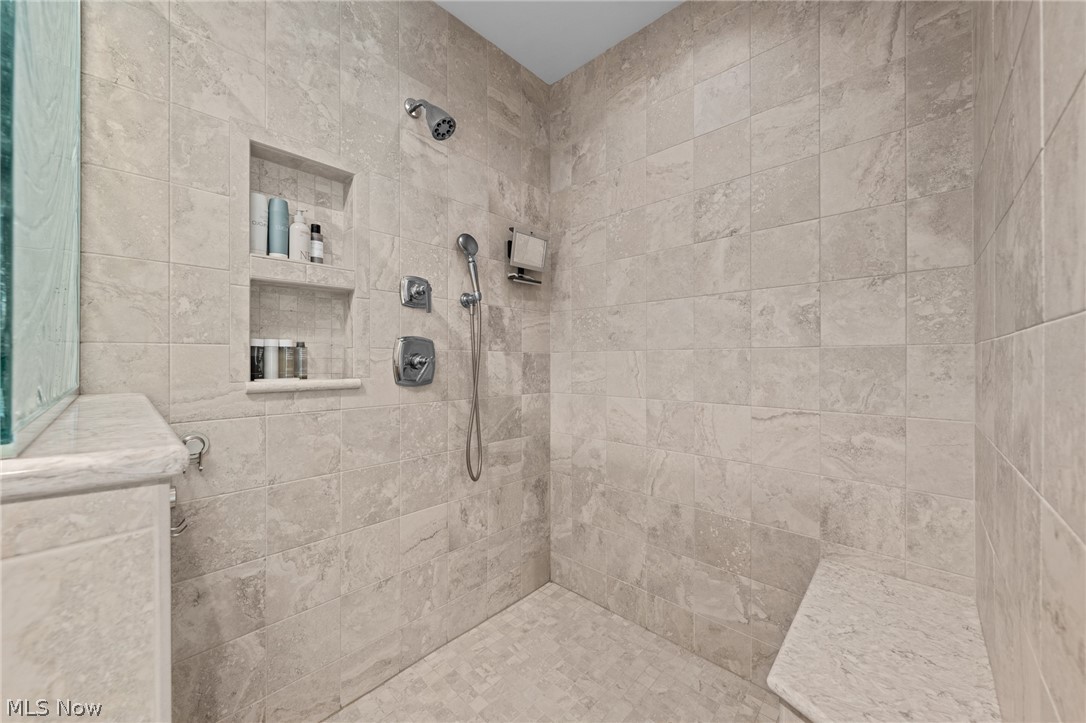 14770 Hillbrook Lane E Novelty OH 44072