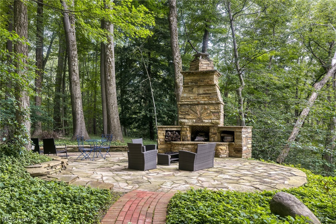 14770 Hillbrook Lane E Novelty OH 44072