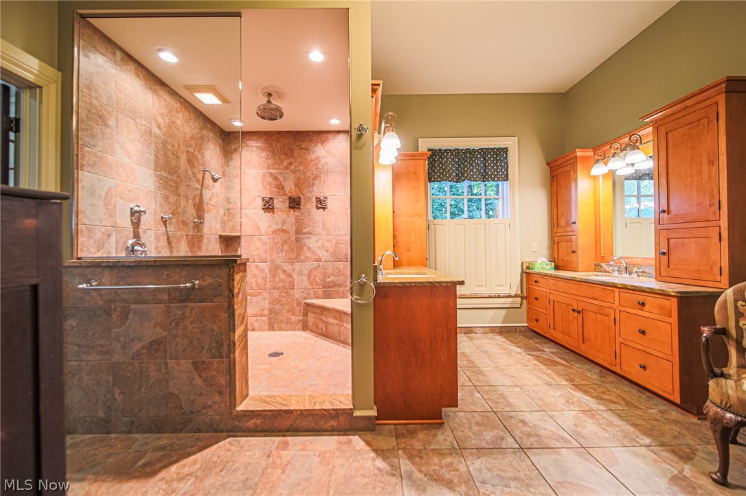 7575 Brown Road Shreve OH 44676