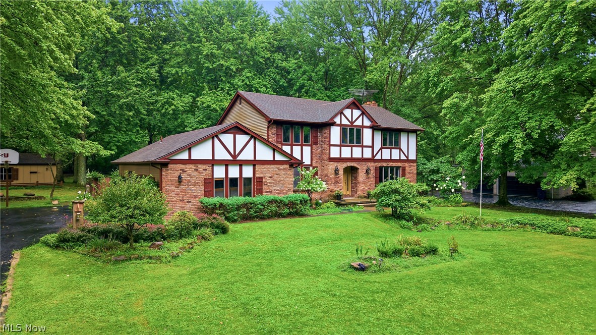 7835 Memory Lane Canfield OH 44406
