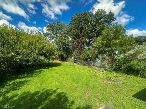 322 West Street Niles OH 44446